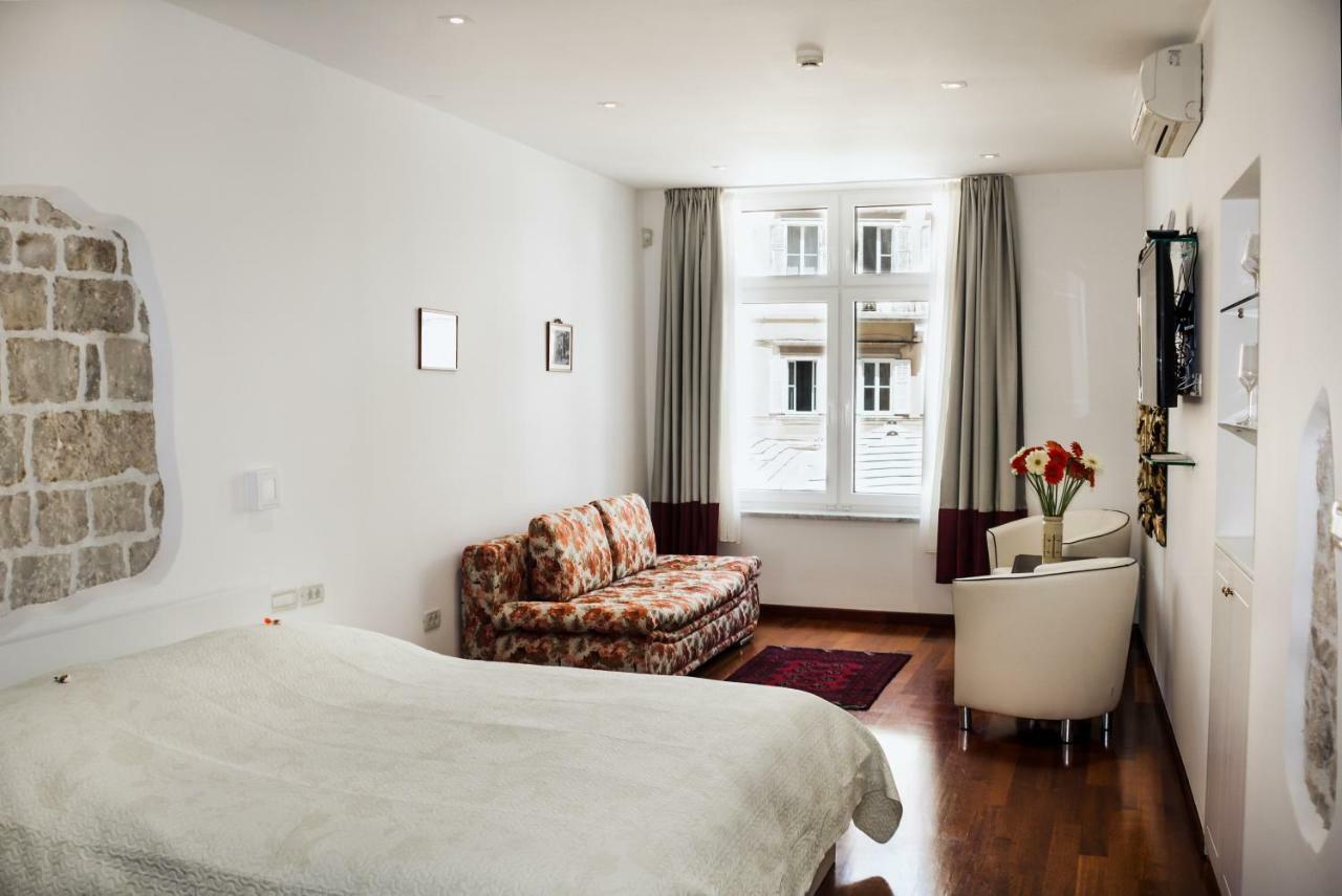Old Square Studio Apartment Split Exterior foto